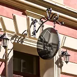 Latran House 71 By Kh