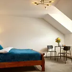 Latran House 71 By Kh Pensionat Český Krumlov