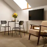 Latran House 71 By Kh