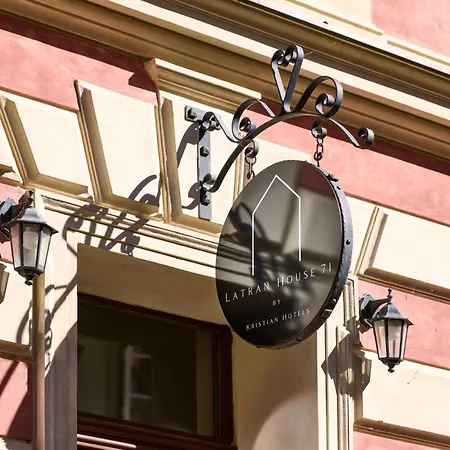 Latran House 71 By Kh