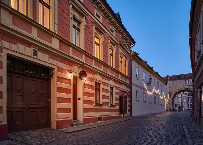 Latran House 71 By Kh Πανσιόν 3*