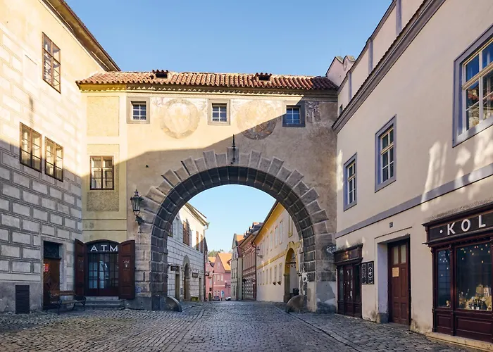 Πανσιόν Latran House 71 By Kh