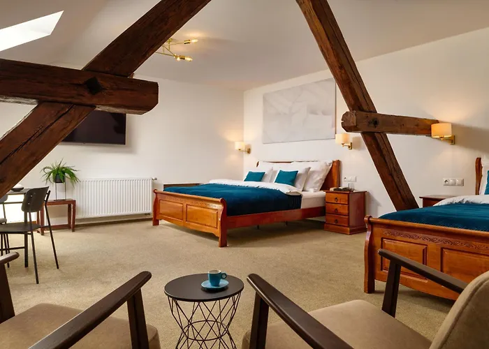 Latran House 71 By Kh Πανσιόν 3*