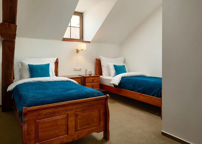 Πανσιόν Latran House 71 By Kh 3*