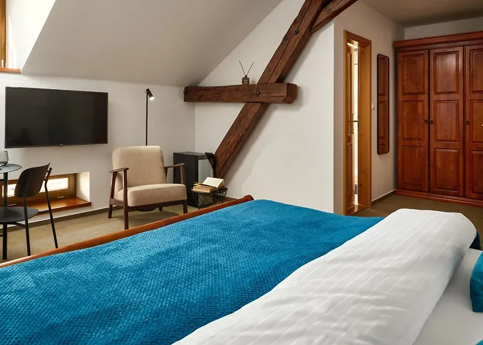 Latran House 71 By Kh